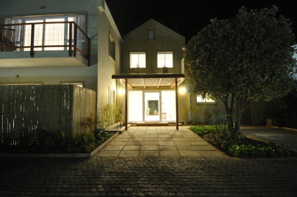 Bamboo Guest House Hermanus Eksteriør billede